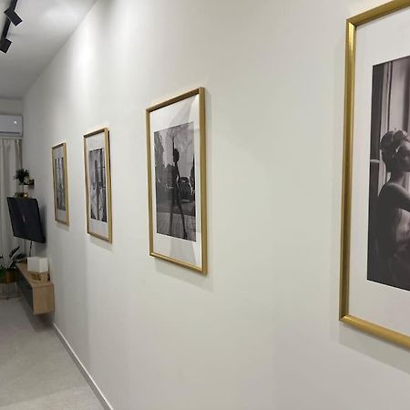 The Luxe Room Tesalonika Bagian luar foto